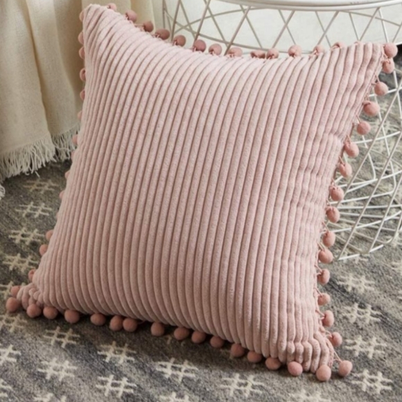 Set of 2 Petal Pink Corduroy Velvet Pom Pom Throw Pillow Covers Pillows 18" New - Picture 3 of 7